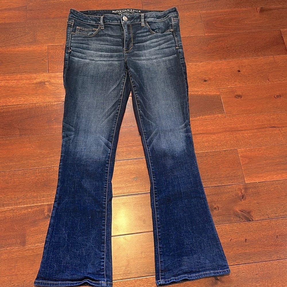 American Eagle Jeans - Picture 5 of 9